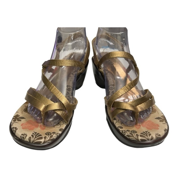 Jambu gold wedge sandal Athleta comfort St Martin size 9.5 M - Picture 2 of 11